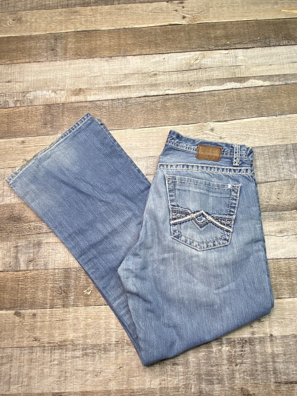 BKE Tyler Jeans Mens 32x29 Blue Straight Wide Leg Embroidered Stitch Light Wash